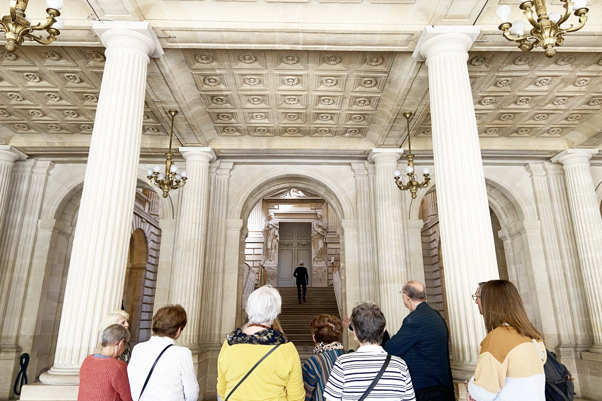 Autonomie, confort et sécurité chez soi : découvrir les résidences services seniors des Jardins d’Arcadie Bordeaux